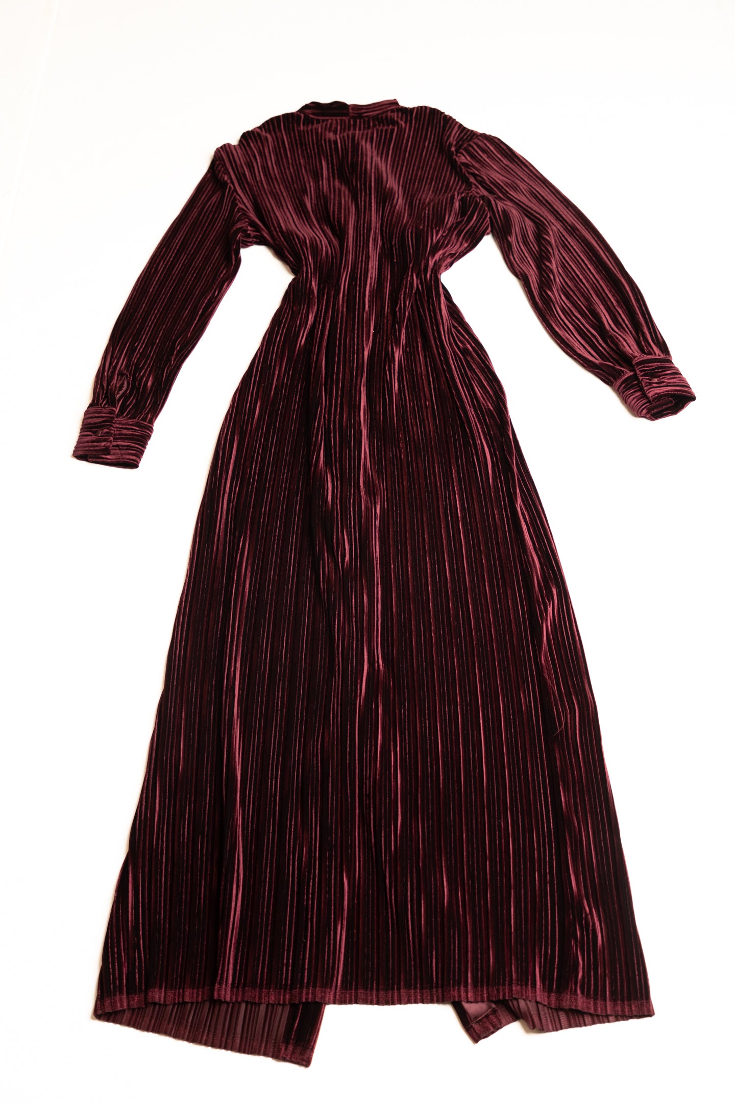 Bow Tie Cuffed Long Sleeve Pleated Stretch Velvet Maxi Dress